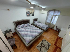 Bukoleon Apartment